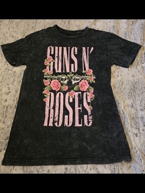 Black Mineral Wash Tee Guns N Roses